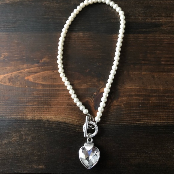 Anne Klein pearl toggle necklace - Picture 5 of 5